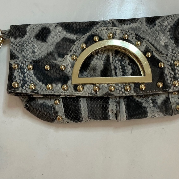 Chinese Laundry  faux snakeskin fold over clutch with brass studs and handle - Picture 1 of 5